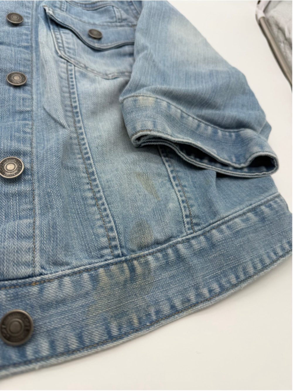 Women's LOFT Blue Denim Jean Jacket Size L - Picture 3 of 4